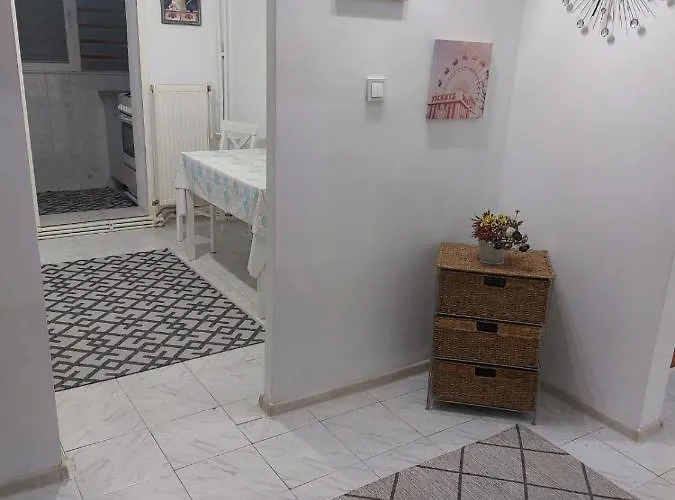 アパート Luka House