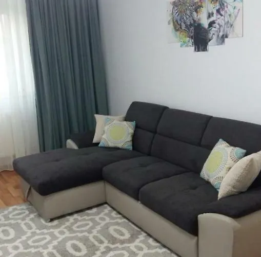 アパート Luka House